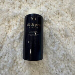Cle de Peau Beaute Intensive Night Emulsion